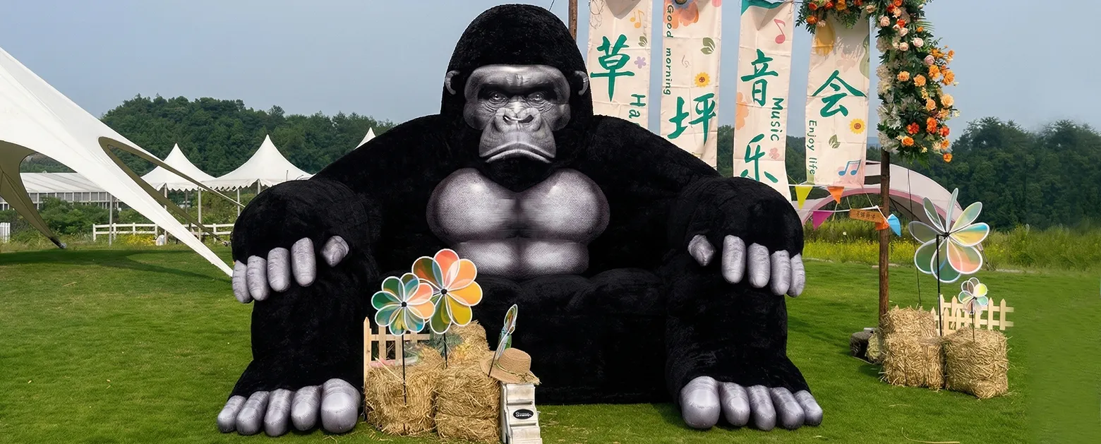 雕塑级形态重构，而非装饰。